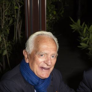 Exclusif - Philippe Labro - G.Idoux a rendu hommage au personnel soignant de l'APHP (Assistance Publique - Hôpitaux de Paris) en invitant en particulier des équipes de la Pitié-Salpétrière dans son restaurant "Le Récamier" à Paris, le 7 septembre 2020. 
© Jack Tribeca/Bestimage