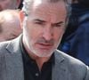 Sur son compte Instagram, Jean Dujardin a partagé un cliché très touchant immortalisant ses retrouvailles avec ses anciens complices de la troupe des Nous Ç Nous. 

Bruno Solo, Jean Dujardin - Sorties des obsèques de Bruno Salomone en l'église Sainte-Anne de Polangis de Joinville-le-Pont (Val-de-Marne). © Cyril Moreau - Dominique Jacovides / Bestimage