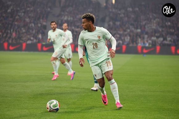 Cette entreprise vise notamment à gérer ses intérêts commerciaux, négocier ses contrats et exploiter des produits dérivés.

Désiré DOUÉ (France) - Les Bleus ont remporté leur dernier match de préparation contre l'Irlande du Nord (3-1) à Lille, grâce à un triplé de M. Olise le 8 juin 2026. © Laurent Sanson/PsnewZ/Bestimage