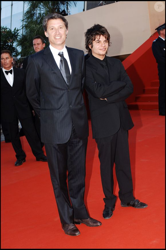 Archives - Louis de Caunes et Antoine de Caunes, lors du 59ème Festival de Cannes 2006.