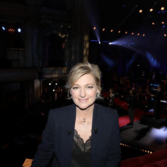 Exclusif - Anne-Elisabeth Lemoine - Backstage de l'enregistrement de l'émission "Symphonie pour la Vie, Spéciale Pièces jaunes" au Théâtre national de l'Opéra Comique à Paris, qui sera diffusée le 10 février sur France 3. Les 3 et 4 février 2021 © Dominique Jacovides / Bestimage