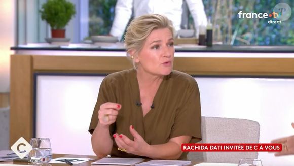 Elisabeth-Lemoine sur le plateau de C à vous ce mercredi 18 juin 2025 (Capture d'écran).