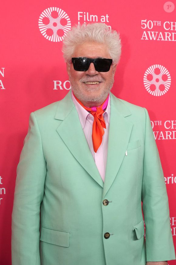 28 avril 2025, New York, États-Unis : PEDRO ALMODÓVAR assiste au 50e Chaplin Award Gala en son honneur, présenté par le Film at Lincoln Center. L'événement s'est tenu à l'Alice Tully Hall, Lincoln Center, à New York. Photo : © Sonia Moskowitz Gordon/ZUMA Press Wire.