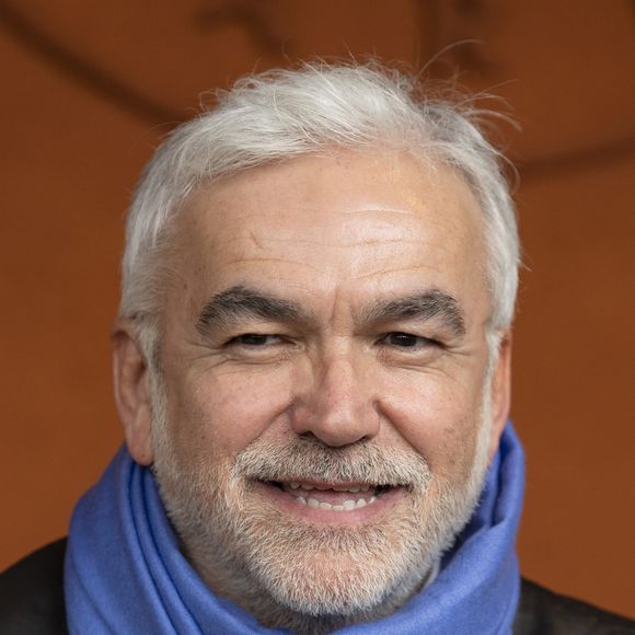 Pascal Praud au village lors des Internationaux de France de Tennis de Roland Garros 2025, à Paris, France, le 7 juin 2025. © Cyril Moreau/Bestimage