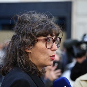 Claudia Squitieri, fille de Claudia Cardinale, lors de la cérémonie funéraire de l'actrice italo-française Claudia Cardinale à l'église Saint-Roch à Paris, en France, le 30 septembre 2025. Claudia Cardinale, décédée le 23 septembre à l'âge de 87 ans, a mené une carrière longue de six décennies et a été dirigée par des grands noms tels que Federico Fellini et Luchino Visconti. Photo de Raphael Lafargue/ABACAPRESS.COM