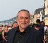 Une demeure vendue depuis à une femme d'affaires tenant une prestigieuse agence immobilière.
Antoine Duléry sur le tapis rouge du prix du court métrage lors du 37ème festival du film de Cabourg (37ème journées romantiques du 14 au 18 juin 2023), à Cabourg, France, le 16 juin 2023. © Coadic Guirec/Bestimage