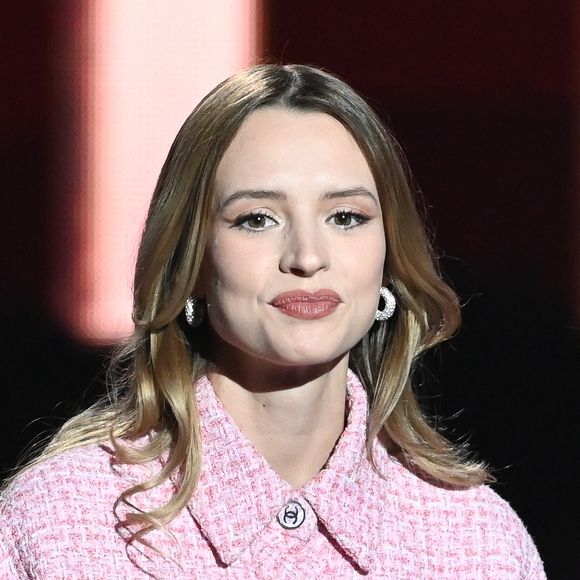 Angèle (Artiste féminine et Album le plus streamé d'une artiste féminine "Nonante-Cinq") lors de la 38ème cérémonie des Victoires de la musique à la Seine musicale de Boulogne-Billancourt, France, le 10 février 2023. 
© Coadic Guirec/Bestimage