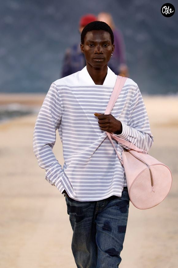 Défilé de mode Louis Vuitton Prêt à Porter Collection Homme Printemps/Été 2027 lors de la Fashion Week de Paris, à la Cité Internationale Universitaire de Paris, France, le 23 juin 2026. © Bestimage