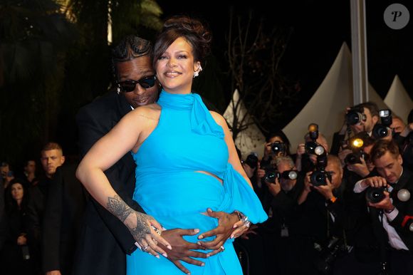 ASAP Rocky et sa femme Rihanna (enceinte) - Descente des marches du film « Highest 2 Lowest » lors du 78ème Festival International du Film de Cannes, au Palais des Festivals à Cannes. Le 19 mai 2025
© Jacovides-Moreau / Bestimage