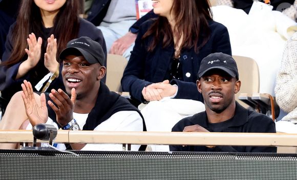 Ousmane Dembélé dans les tribunes lors des Internationaux de France de Tennis de Roland Garros 2025. Paris, le 26 mai 2025. © Jacovides-Moreau/Bestimage