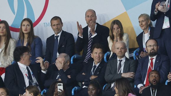 Le prince William, prince de Galles, la princesse Leonor et l'infante Sofia d'Espagne dans les tribunes de la finale de l'UEFA Women's Euro 2025 "Angleterre - Espagne (1-1, 3-1 tab)" à Bâle en Suisse. 27 juillet 2025 Mirrorpix / Bestimage