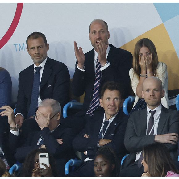 Le prince William, prince de Galles, la princesse Leonor et l'infante Sofia d'Espagne dans les tribunes de la finale de l'UEFA Women's Euro 2025 "Angleterre - Espagne (1-1, 3-1 tab)" à Bâle en Suisse. 27 juillet 2025 Mirrorpix / Bestimage