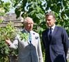 Brigitte et Emmanuel Macron ont été reçus en grande pompe à Windsor par Charles III, pour une visite d’État placée sous le signe de la tradition et de l’amitié franco-britannique.
Déambulation d'Emmanuel Macron, président de la République Française, et de la Première dame Brigitte Macron, dans les jardins du château de Windsor avec le roi Charles III d'Angleterre et Camilla Parker Bowles, reine consort
© Jeanne Accorsini / Pool / Bestimage