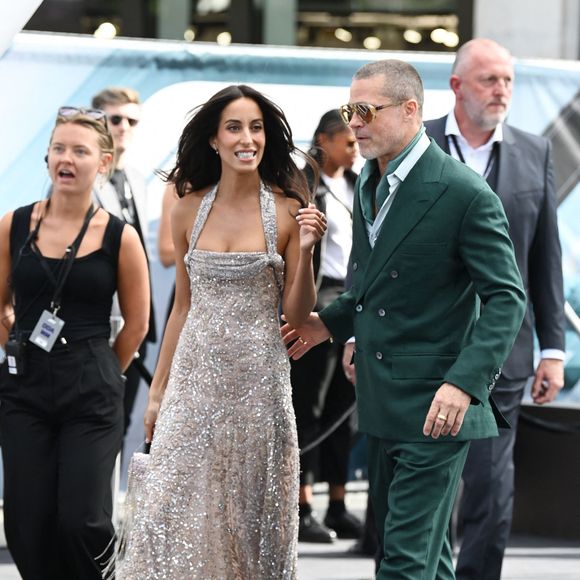 Le couple s'est rendu à la première mondiale de "Heart of the Beast", le nouveau film de l'acteur.

Brad Pitt et sa compagne Ines de Ramon à la première européenne du film F1 au Cineworld de Leicester Square à Londres, Royaume Uni, le 23 juin 2025. © Justin Goff/GoffPhotos/Bestimage