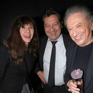 Exclusif - Virginie Lemoine, Laurent Gerra et Michel Drucker (Laurier d'honneur) - Backstage de la 29ème cérémonie des Lauriers de l'Audiovisuel au théâtre Marigny à Paris le 26 février 2024 © Bertrand Rindoff / Bestimage