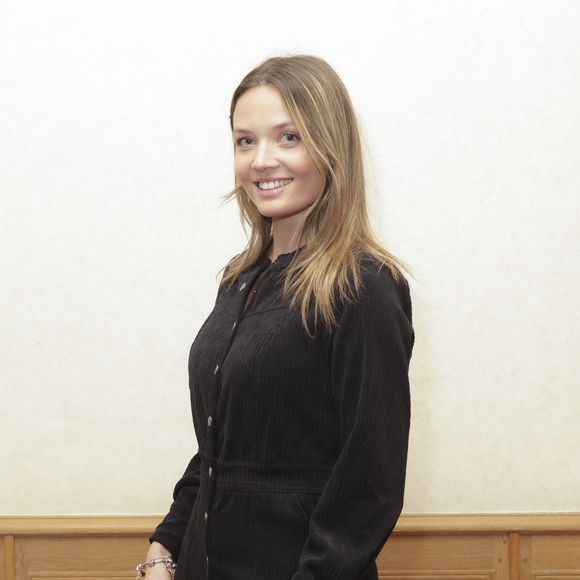 Exclusif -   Gennifer Demey lors de la conférence de presse "Défi d'Elles 2024" à Paris le 10 janvier 2024.
Né en plein cœur du Bassin d’Arcachon en 2017 et imaginé par Christelle Gauzet, gagnante de Koh Lanta 2008, le raid Défi d’Elles est un concept unique et solidaire qui emmène à chaque fois une centaine de participantes à la découverte de nouvelles contrées et surtout d’elles-mêmes… Par équipe de 2, elles se dépassent et vivent une expérience inoubliable pour la bonne cause : la fondation Keep A Breast qui œuvre pour la prévention du cancer du sein.

© Jack Tribeca / Bestimage