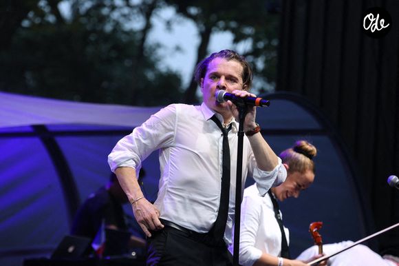 "Je reste volontairement très éloigné de ce qu'il fait. Je suis très fier de lui", confie-t-il à "Nice-Matin".

Bénabar se produit pour le concert du 14 juillet avec le Consulat de France à New York, à Central Park, le 13 juillet 2023. 

Photo de Charles Guerin/ABACAPRESS.COM