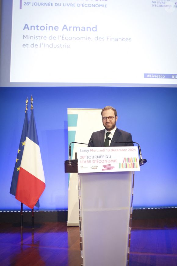 Exclusif - Antoine Armand - Remise du Prix du Livre d'Economie à l'occasion de la 26ème Journée du Livre d'Economie au Ministère de l'Économie et des Finances à Paris le 18 décembre 2024. © Jack Tribeca / Bestimage