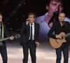 Le chanteur, qui vient de terminer une grande tournée avec ses fils Pierre Souchon et Ours, a passé une partie de son enfance au château de Chémery.

Pierre Souchon, Alain Souchon et Charles Souchon - Cérémonie de la 40ème édition des Victoires de la Musique à la Seine Musicale à Boulogne-Billancourt, France, le 14 février 2025. 

© Coadic Guirec/Bestimage