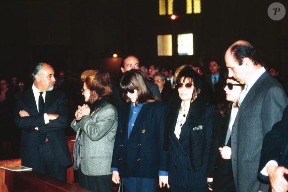 Photo d'archives datée du 2 avril 1995 de Reggiani Patrizia et Silvana Barbieri aux funérailles commerciales de Maurizio Gucci. Milan, Italie. Photo par Letizia Mantero/IPA/ABACAPRESS.COM