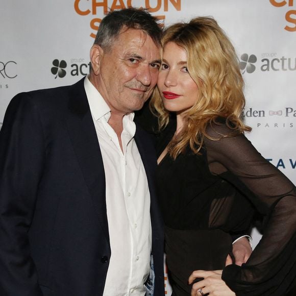 L'humoriste souffre de diabète et d'insuffisance rénale.

Jean-Marie Bigard et sa femme Lola Marois-Bigard a l'after party du film Chacun sa Vie a L'Arc a Paris, France, le 13 Mars 2017. 

Photo par Jerome Domine/ABACAPRESS.COM
