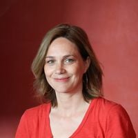 "Touchée en plein coeur" : Nathalie Péchalat est partie très loin de la France, la mère des filles de Jean Dujardin va avoir une rentrée chargée