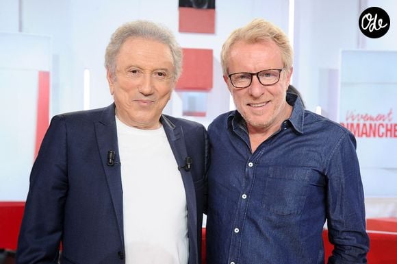 Des anecdotes insolites et expériences marquantes au programme sont attendues.

Michel Drucker et Jérome Pitorin lors de l'enregistrement de l'émission Vivement dimanche spéciale Voyages au studio Rive gauche, présentée par M.Drucker, diffusée sur France 3 le 28 juin 2026, à Paris, France, le 28 mai 2026. © Guillaume Gaffiot/Bestimage