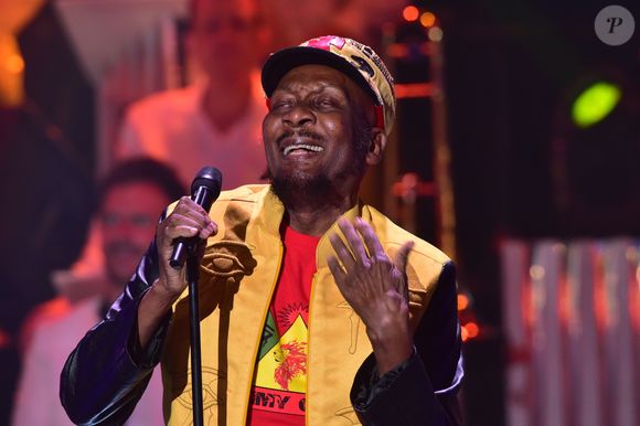 "De plus amples informations seront fournies ultérieurement", conclut l'épouse de Jimmy Cliff, dans ce message bouleversant.

Exclusif - Jimmy Cliff - Enregistrement de la dernière émission "Les Années Bonheur". © Giancarlo Gorassini / Bestimage