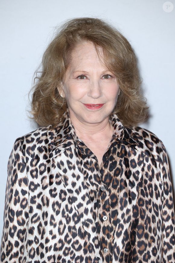 Nathalie Baye assiste à la première de Downton Abbey 2 : Une Nouvelle Ere, au Gaumont Marignan, à Paris, France, le 19 avril 2022. Photo by Jerome Domine/ABACAPRESS.COM