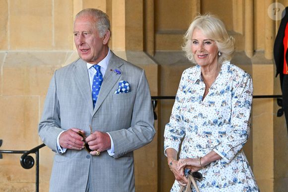 Déambulation d'Emmanuel Macron, président de la République Française, et de la Première dame Brigitte Macron, dans les jardins du château de Windsor avec le roi Charles III d'Angleterre et Camilla Parker Bowles, reine consort, le 9 juillet 2025. 
© Jeanne Accorsini / Pool / Bestimage