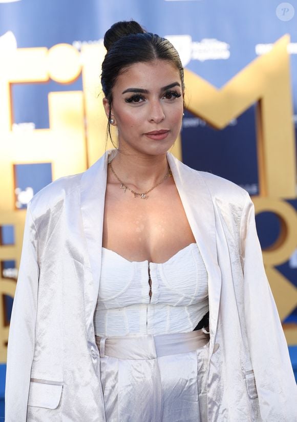 Kenza Fortas - Arrivées sur le tapis bleu de la 16ème édition du festival du film francophone de Angoulême le 25 août 2023. © Coadic Guirec / Bestimage
