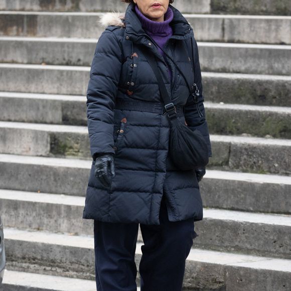 Participant à la cérémonie d'enterrement de l'acteur franco-danois Niels Arestrup devant l'église Saint-Roch à Paris, le 10 décembre 2024. Niels Arestrup, décédé le 1er décembre 2024 à l'âge de 75 ans, était un pilier du théâtre et du cinéma français depuis les années 1970, mais son profil a été rehaussé au niveau international au cours de la première décennie de ce siècle par deux films réalisés par Jacques Audiard. Photo par Nasser Berzane/ABACAPRESS.COM