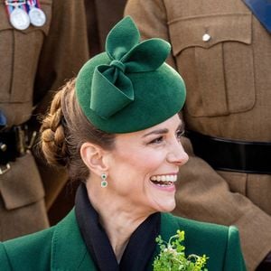 Kate Middleton assiste au défilé de la Saint-Patrick des Irish Guards à la caserne de Mons, Aldershot.
Backgrid UK/ Bestimage