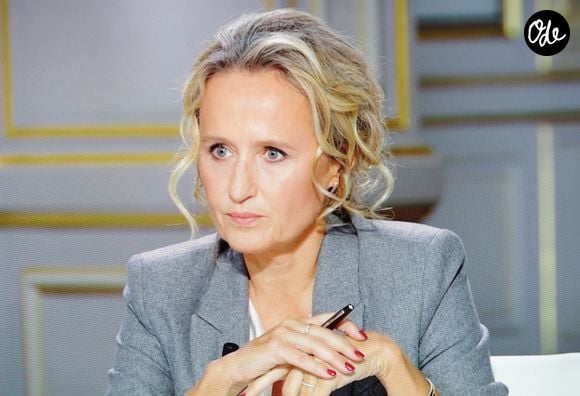 Le premier numéro, consacré au drame de Crépol, est diffusé ce mardi 6 octobre 2026 à 21h10.
Captures d'écran - Le président Emmanuel Macron répond aux questions des journalistes Gilles Bouleau et Caroline Roux pour le journal de 20h00. Le 24 septembre 2026. © Capture TV via Bestimage