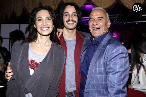 Michel Fugain avec sa fille Marie et son fils Alexis lors de la soirée organisée pour Les 50 ans de carrière de Michel Fugain au Divan Du Monde à Paris, France, le 10 mai 2017. Photo VIM/ABACAPRESS.COM