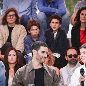 Exclusif - Julia Ducournau, Tahar Rahim, Mélanie Boros - Plateau de l'émission "C à vous" lors du 78ème Festival International du Film de Cannes le 20 mai 2025. © Jack Tribeca / Bestimage