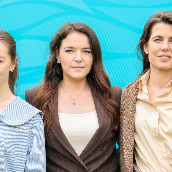 Mélanie-Antoinette de Massy, Charlotte Casiraghi et la princesse Alexandra de Hanovre lors de la sixième journée du Rolex Monte-Carlo Masters au Monte-Carlo Country Club de Monaco, le 10 avril 2026. © Claudia Albuquerque/Bestimage