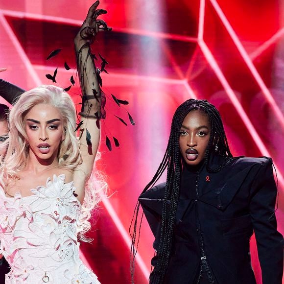 Exclusif - Ebony et Bilal Hassani lors de l’enregistrement de l’émission “Les stars s’unissent pour le Sidaction” au théâtre Marigny à Paris, France, le 11 mars 2025. L’émission sera diffusée en prime le 22 mars sur France 2. © Guirec-Moreau/ Bestimage