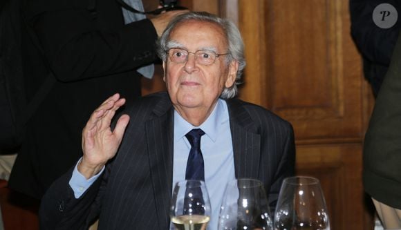 Bernard Pivot quitte l’Académie Goncourt - Bernard Pivot - Jean-Paul Dubois remporte le prix Goncourt pour son livre "Tous les hommes n'habitent pas le monde de la même façon" au restaurant Drouant à Paris le 4 novembre 2019. © Jonathan Rebboah/Panoramic/Bestimage