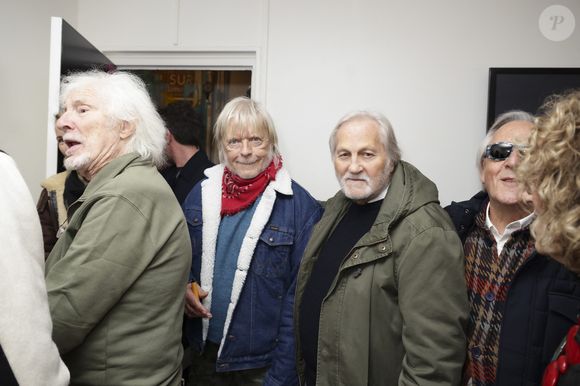 Exclusif - Hugues Aufray, Renaud, Jean-Jacques Debout, Gilbert Montagné en backstage du concert de Hugues Aufray au Le Dôme de Paris - Palais des Sports le 9 novembre 2025.

© Jack Tribeca / Bestimage