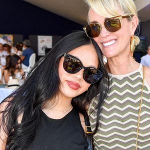 Laeticia Hallyday et sa fille Joy dans l'Espace VIP lors de la 9ème édition du "Longines Paris Eiffel Jumping" au Champ de Mars à Paris © Perusseau-Veeren/Bestimage 