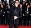 François Civil s'est aussi offert quelques pièces de mobilier design, dont une chaise LC4.

François Civil à la montée des marches du film "Garance" lors du 79ème Festival International du Film de Cannes, le 17 mai 2026.

© Jacovides-Moreau / Bestimage