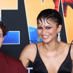 "Je crois que Zendaya m’apporte toujours un sentiment de calme incroyable (...) personne ne m’apaise plus qu’elle", a-t-il déclaré.
Zendaya et Tom Holland lors de l'avant-première de Spider-Man: Brand New Day au Dolby Theatre, à Hollywood (Californie), le 27 juillet 2026.
© Photo Press Service / BESTIMAGE