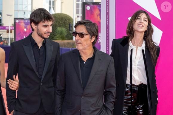 Ben Attal, Yvan Attal, Charlotte Gainsbourg ( présidente du jury) - Première du film "Les choses humaines" lors de la 47éme édition du Festival du Cinéma Américain de Deauville le 11 septembre 2021.

© Olivier Borde / Bestimage