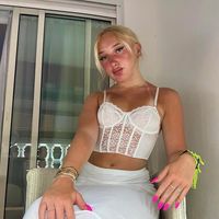 À 21 ans, l'influenceuse française Juli Luxie retrouvée sans vie chez elle : un détail attire l'attention des enquêteurs