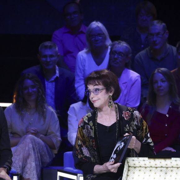 Exclusif - Laurent Gerra, Anny Duperey, Gautier Capuçon lors de l'enregistrement de l'émission "La Boîte à secrets", présentée par F.Bollaert et diffusée le 10 octobre 2025 sur France 3, dans les studios du Lendit à Saint-Denis, Seine Saint-Denis, France, le 22 septembre 2025. © Jack Tribeca/Bestimage