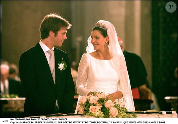 Mariage du prince Emmanuel-Philibert de Savoie et de Clotilde Courau le 25 septembre 2003 à la basilique Sainte-Marie des Anges à Rome  AGENCE / BESTIMAGE