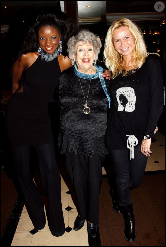 Exclusif - Maimouna Gueye, Micheline Dax et Fiona Gélin à Paris en 2008.