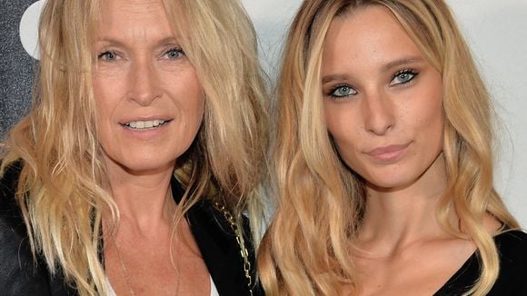 Ilona Smet maman de deux enfants, la fille de David Hallyday et Estelle Lefébure pose avec son bébé bien emmitouflé