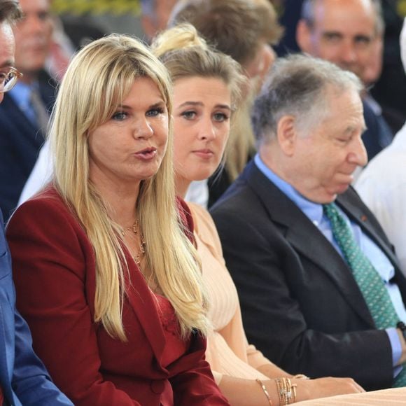 Une magnifique nouvelle à l'approche des fêtes pour le clan Schumacher. 

Corinna Schumacher, Gina Schumacher - Attribution du prix d'État de l'État de Rhénanie du Nord-Westphalie à Michael Schumacher à Motorworld à Cologne, Allemagne, le 20 juillet 2022.